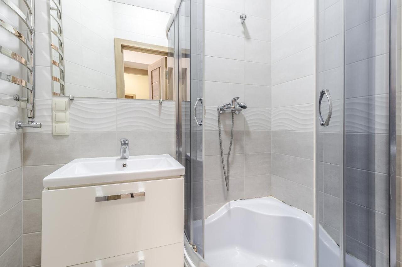 Creamy Apartment Lviv Ngoại thất bức ảnh